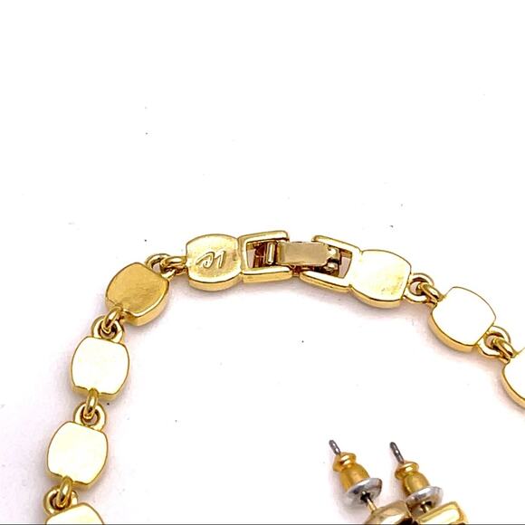 Liz Claiborne earrings and bracelet multi color gold accents - Picture 3 of 3